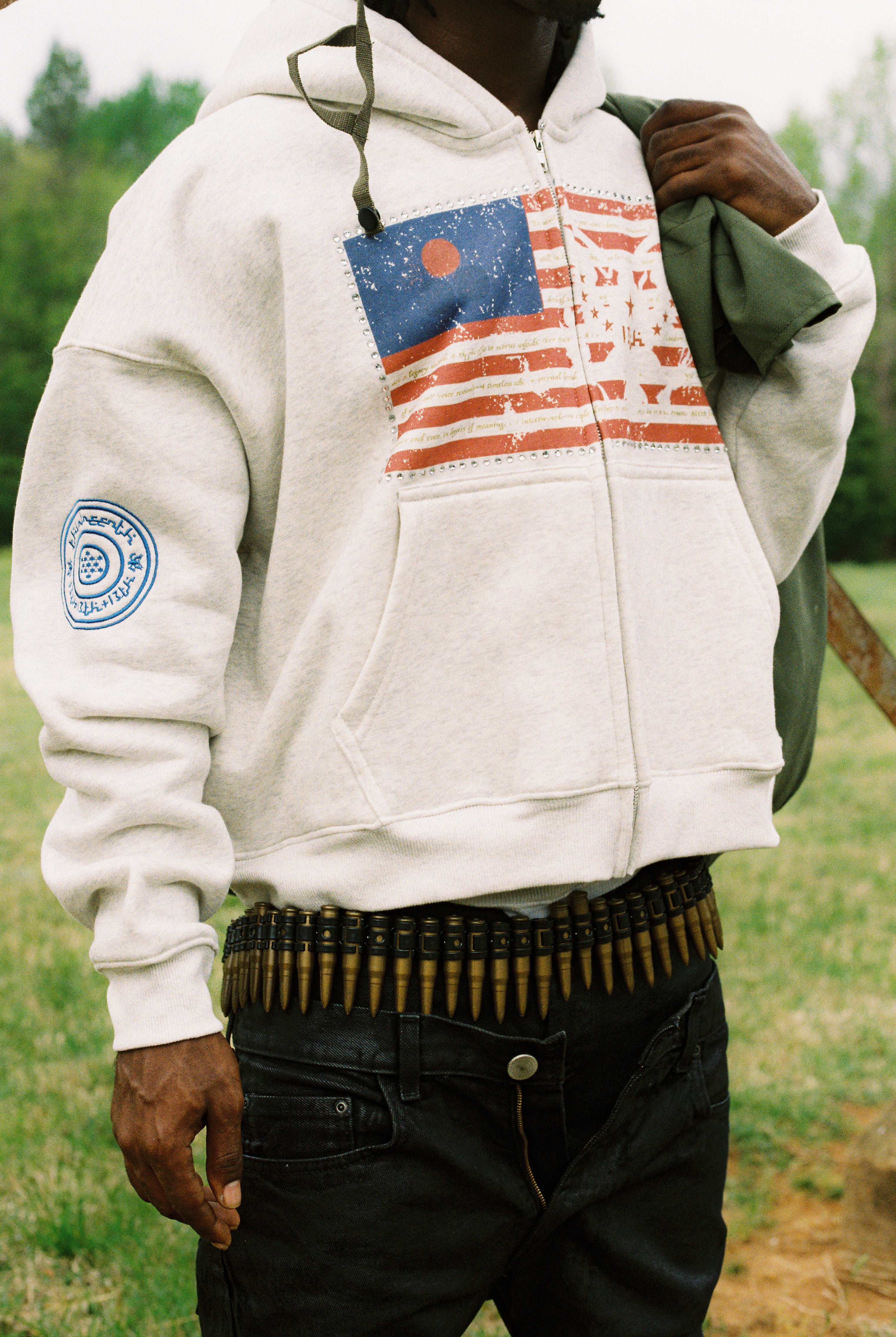 mobb we trust zip up